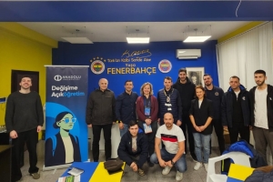 Anadolu Üniversitesi Temsilcileri Bulgaristan Fenerbahçeliler Derneğini Ziyaret Etti