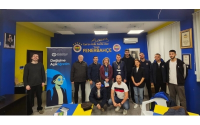 Anadolu Üniversitesi Temsilcileri Bulgaristan Fenerbahçeliler Derneğini Ziyaret Etti