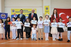 Bulgaristan Fenerbahçeliler Derneği Sofya’da 23 Nisan Coşkusunu Yaşattı