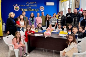 Bulgaristan Fenerbahçeliler Derneği Türkçe Kulübü İlk Dersini Büyük Bir İlgiyle Gerçekleştirdi