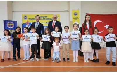 Bulgaristan Fenerbahçeliler Derneği Sofya’da 23 Nisan Coşkusunu Yaşattı