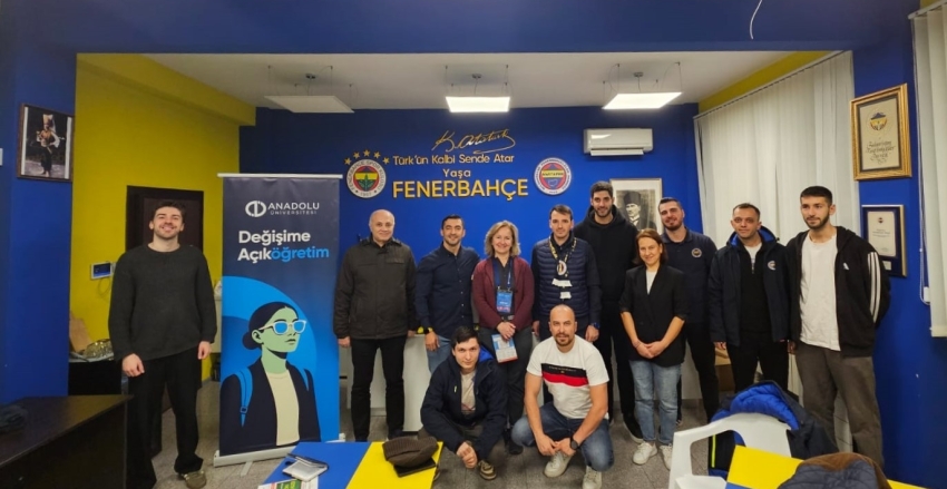 Anadolu Üniversitesi Temsilcileri Bulgaristan Fenerbahçeliler Derneğini Ziyaret Etti